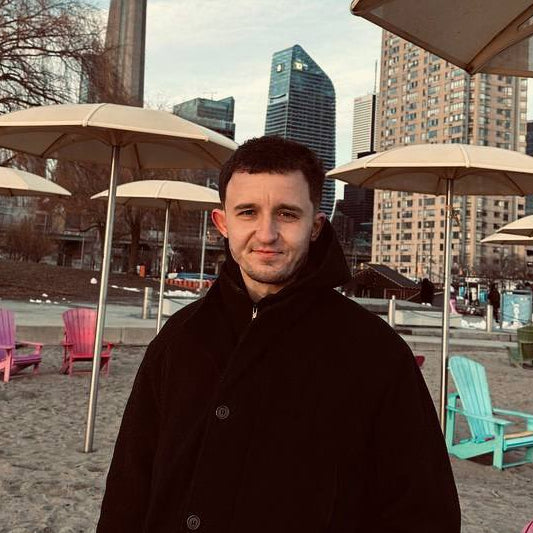 Marek Holloway — Java API Developer